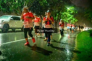 Runner Photo 1906162