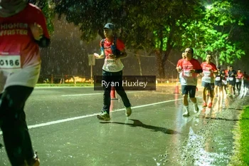 Runner Photo 1906166