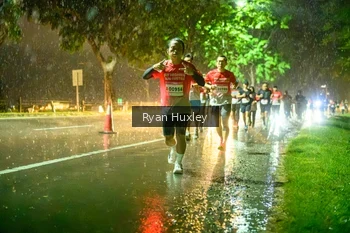 Runner Photo 1906168