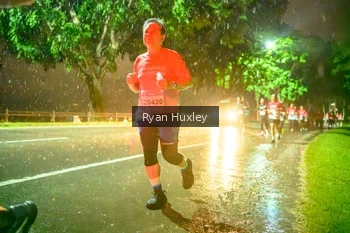 Runner Photo 1906202