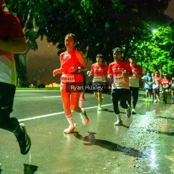 Runner Photo 1906219