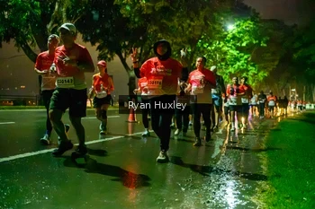 Runner Photo 1906243