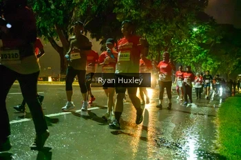 Runner Photo 1906300