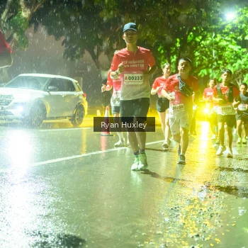 Runner Photo 1906316