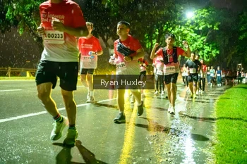 Runner Photo 1906317