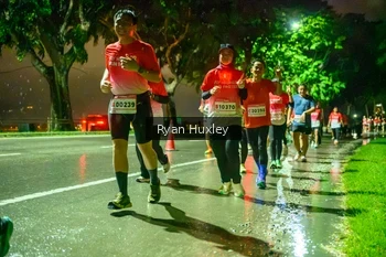 Runner Photo 1906334