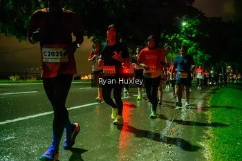 Runner Photo 1906336