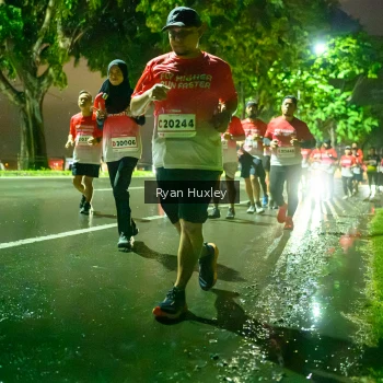 Runner Photo 1906364