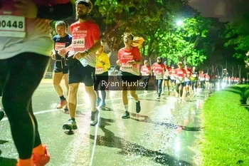 Runner Photo 1906367
