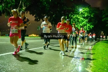 Runner Photo 1906380