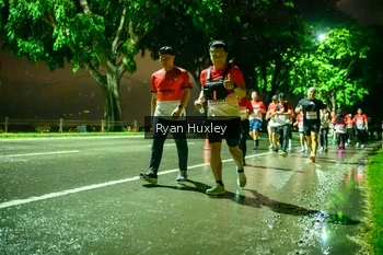 Runner Photo 1906385