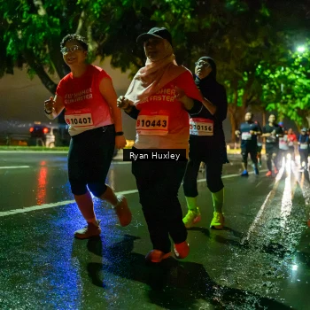 Runner Photo 1906443