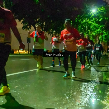 Runner Photo 1906452