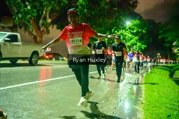 Runner Photo 1906469