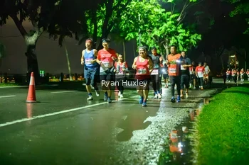 Runner Photo 1906563