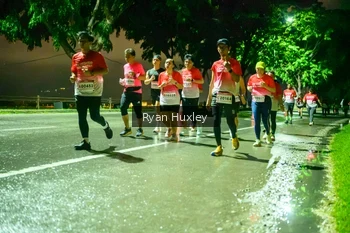 Runner Photo 1906644