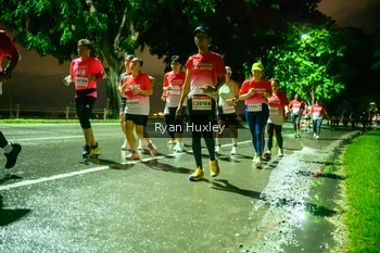 Runner Photo 1906645