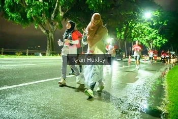 Runner Photo 1906690