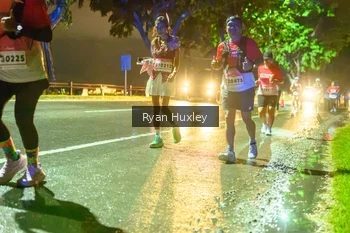 Runner Photo 1906711