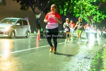 Runner Photo 1906715