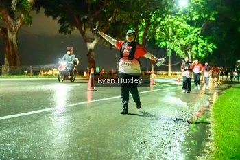 Runner Photo 1906721