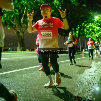 Runner Photo 1906735