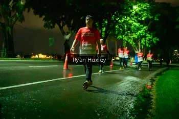 Runner Photo 1906818