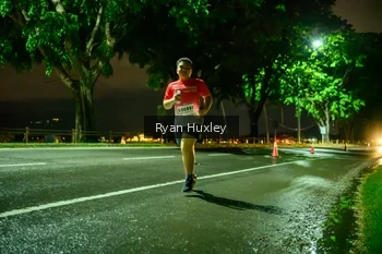 Runner Photo 1906912