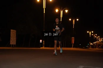 Runner Photo 1907756