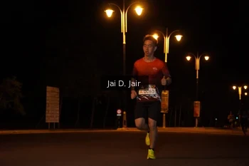 Runner Photo 1907757