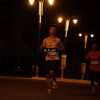 Runner Photo 1907823