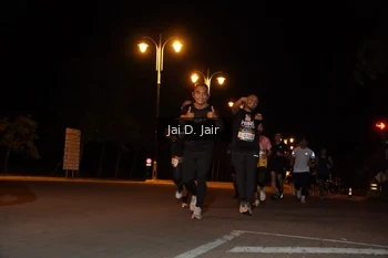 Runner Photo 1909760