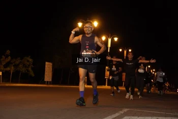 Runner Photo 1909761