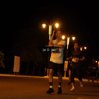 Runner Photo 1910082