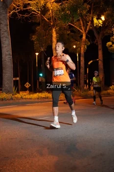 Runner Photo 1910101