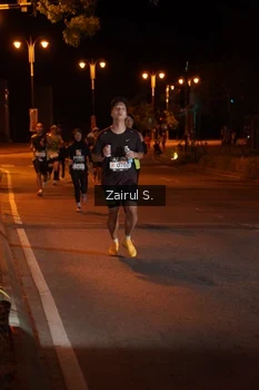 Runner Photo 1910195