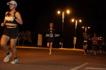 Runner Photo 1910258