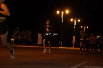 Runner Photo 1910266