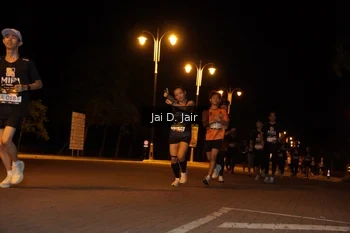 Runner Photo 1910274