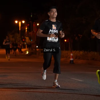 Runner Photo 1910379