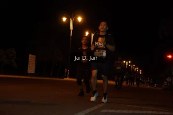 Runner Photo 1910579