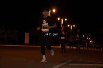 Runner Photo 1910775