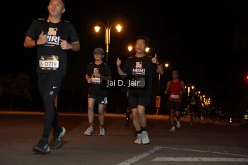 Runner Photo 1910819