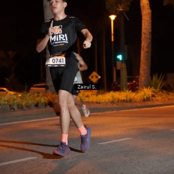 Runner Photo 1910821