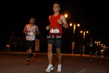 Runner Photo 1910883