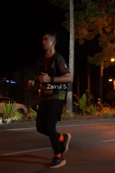 Runner Photo 1911192