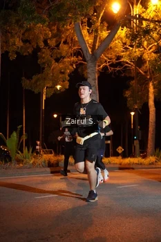Runner Photo 1911288