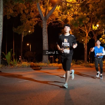 Runner Photo 1911344