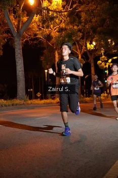Runner Photo 1911449