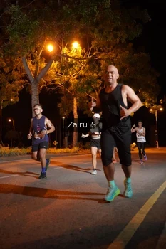 Runner Photo 1911452